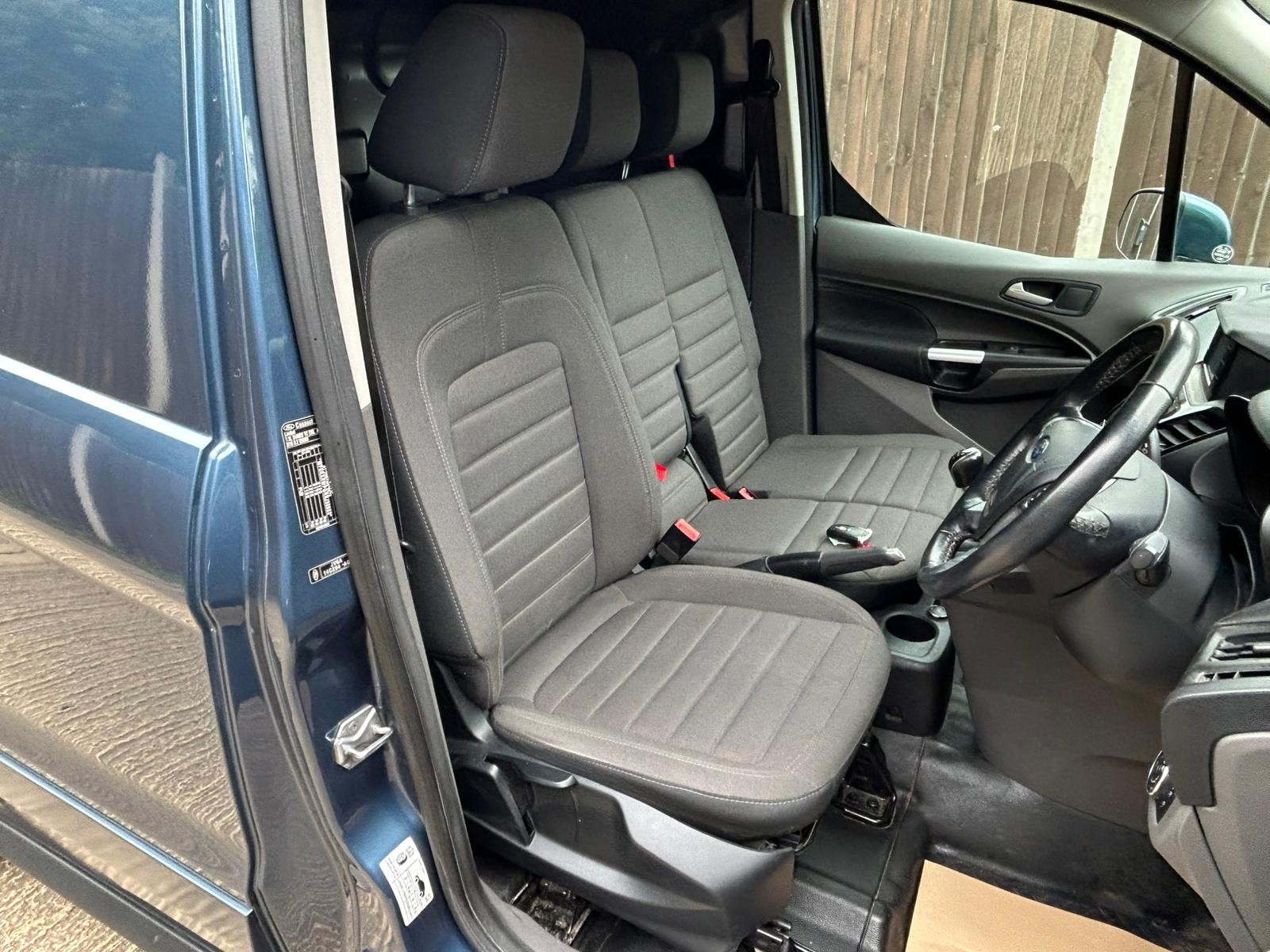 Ford Transit Connect 1.5 200 EcoBlue Limited Panel Van 5dr Diesel Manual L1 Euro 6 (s/s) (120 ps)