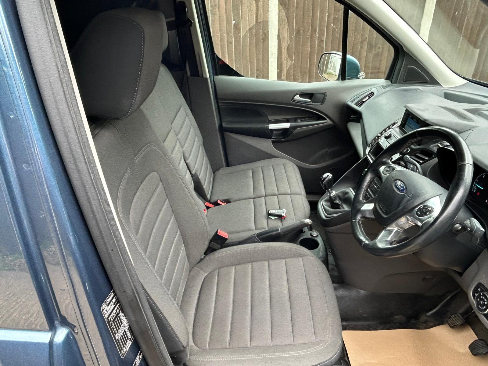 Ford Transit Connect 1.5 200 EcoBlue Limited Panel Van 5dr Diesel Manual L1 Euro 6 (s/s) (120 ps)